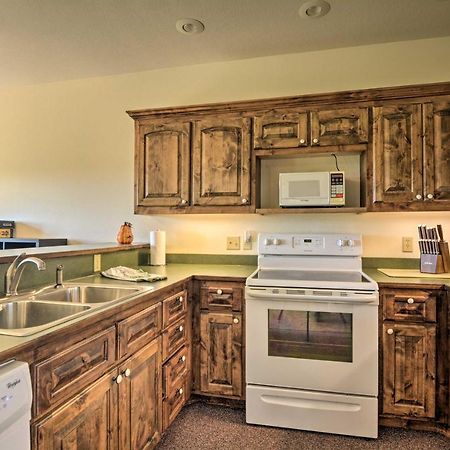 Spacious Log Cabin With Fire Pit And Game Room! Eureka Springs Zewnętrze zdjęcie
