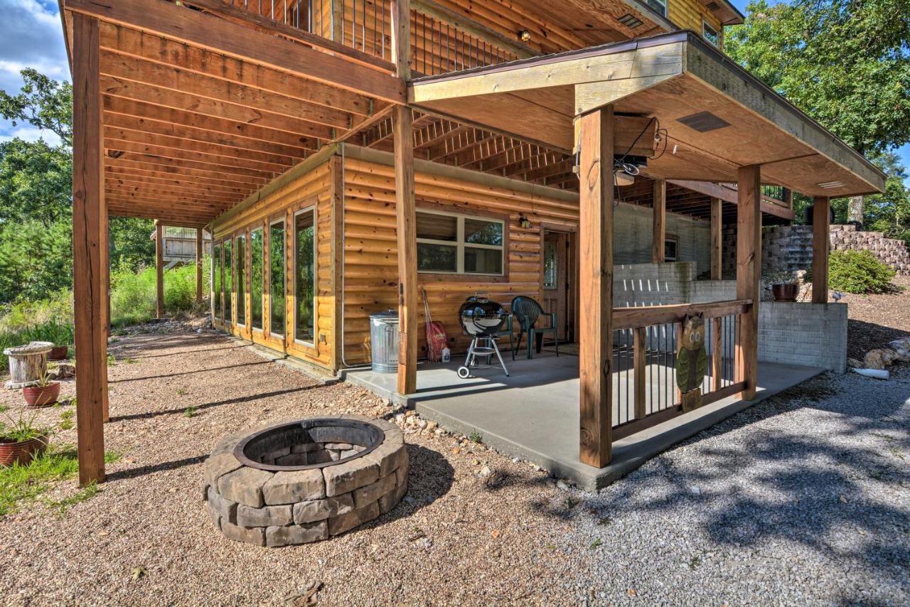 Spacious Log Cabin With Fire Pit And Game Room! Eureka Springs Zewnętrze zdjęcie