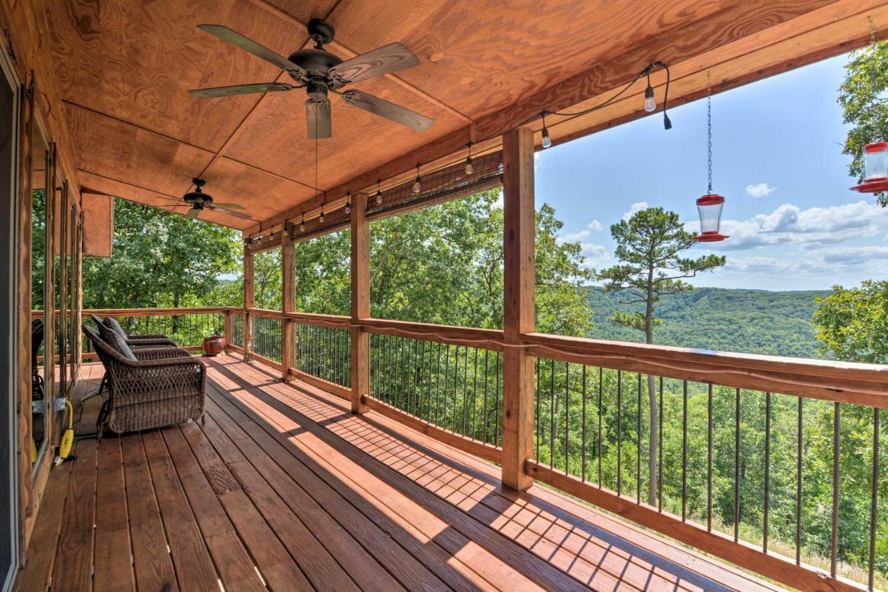 Spacious Log Cabin With Fire Pit And Game Room! Eureka Springs Zewnętrze zdjęcie