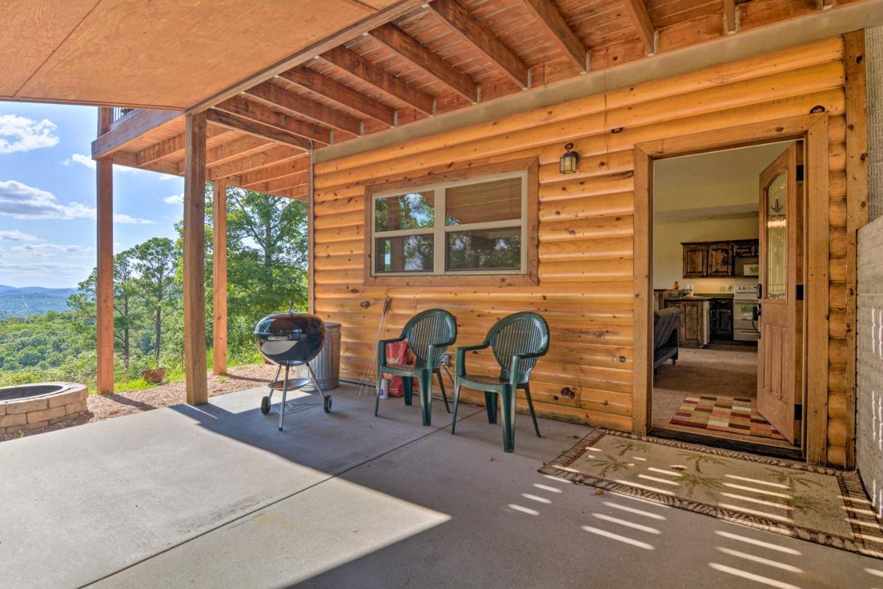 Spacious Log Cabin With Fire Pit And Game Room! Eureka Springs Zewnętrze zdjęcie
