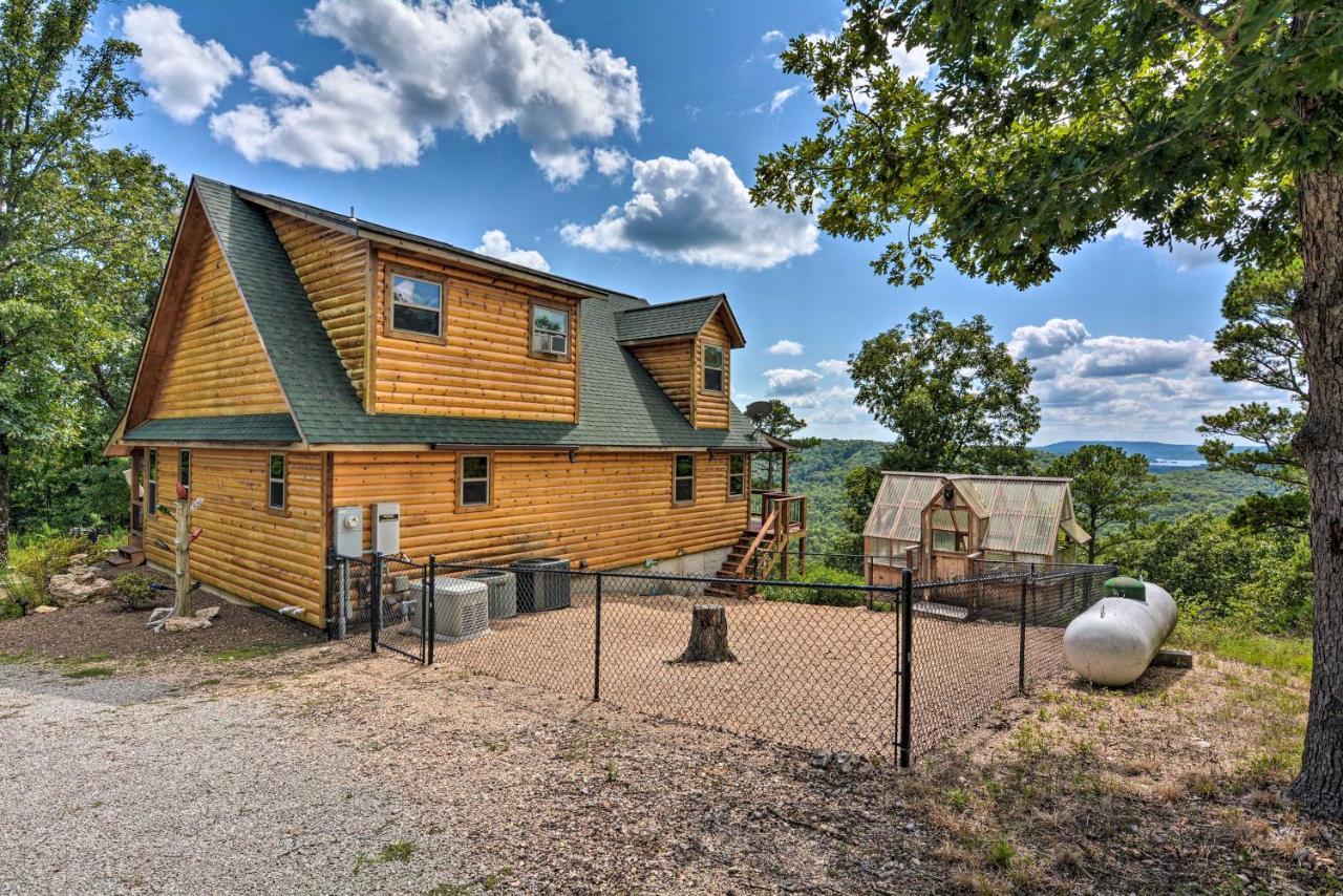 Spacious Log Cabin With Fire Pit And Game Room! Eureka Springs Zewnętrze zdjęcie